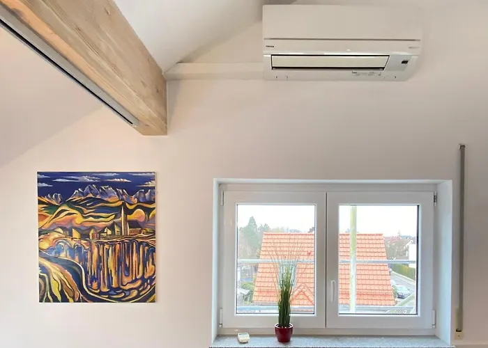 4 Zimmer Apartment, 125 Qm, Ruhig Und Zentrumsnah, Max 5 Pers, Dachterasse, Garage, 1000 Mbit