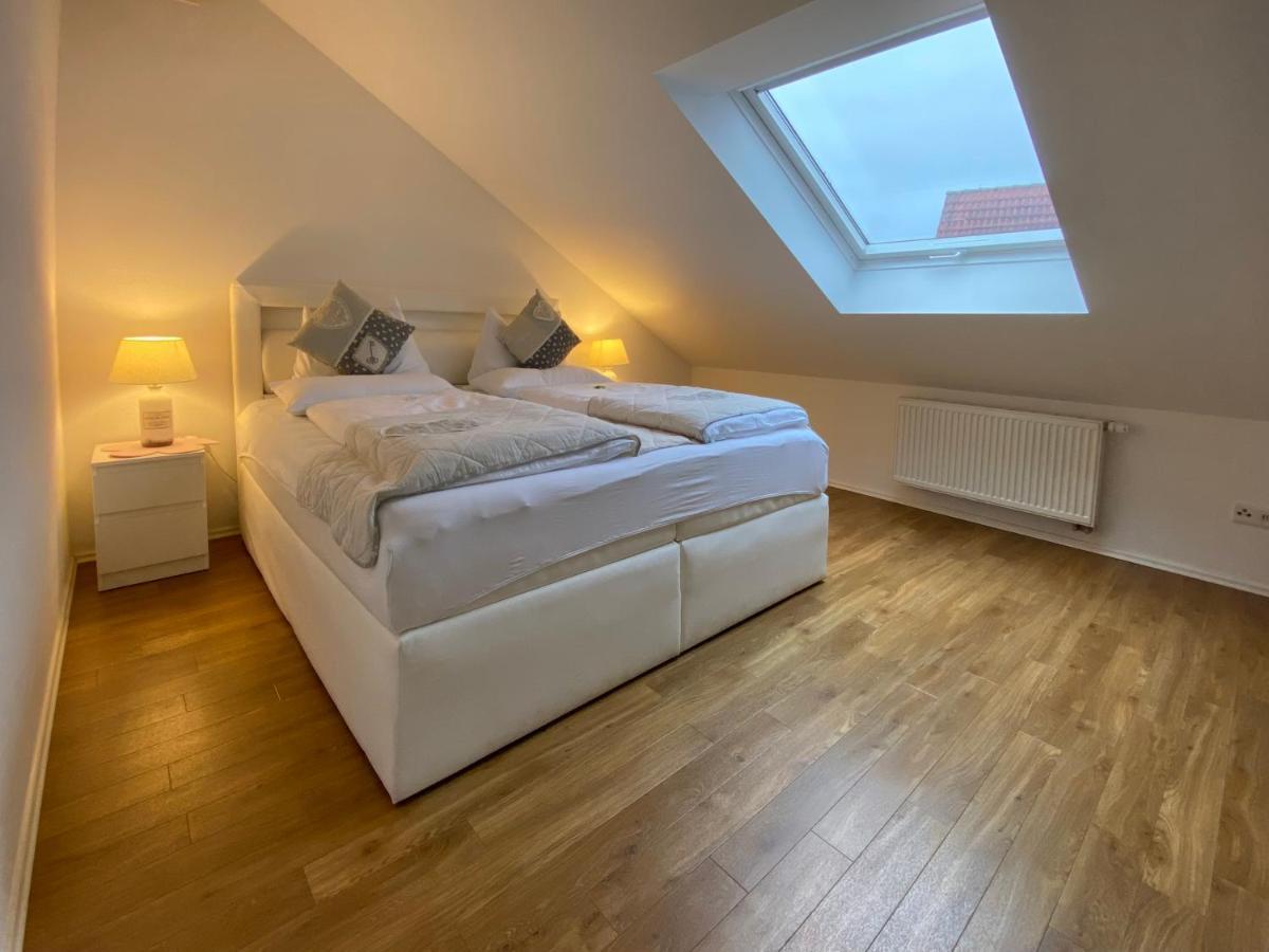 4 Apartment, 125 Qm, Ruhig Und Zentrumsnah, Max 5 Pers, Dachterasse, Garage, 1000 Mbit